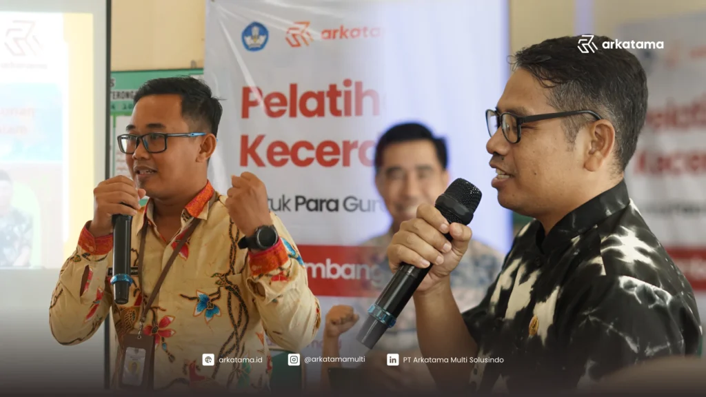 Peer Teaching di Pelatihan Koding dan KA Arkatama Kabupaten Jombang